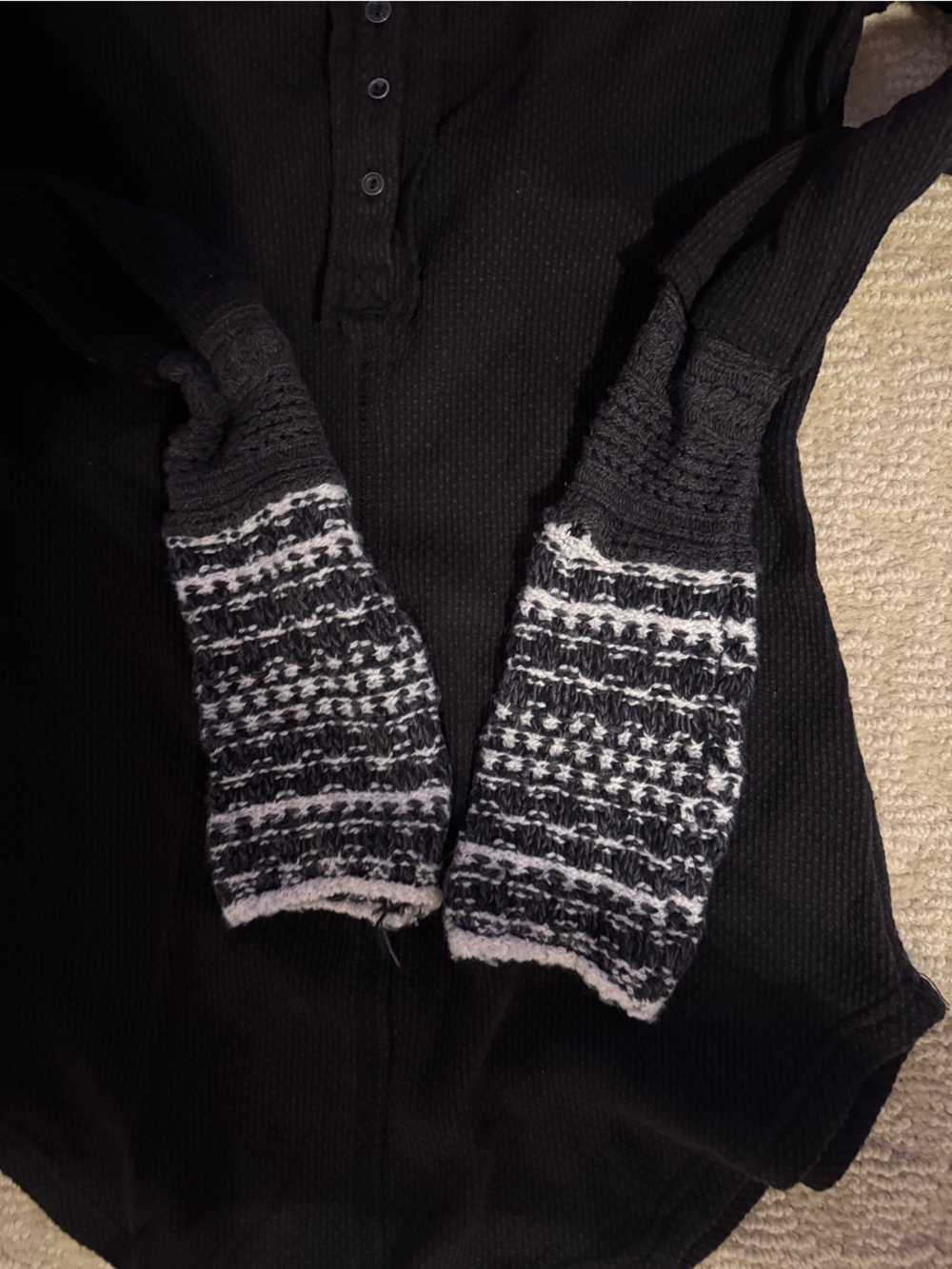 Black & White Patterned thermal top